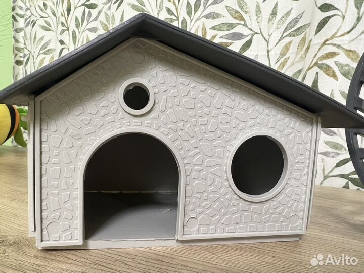 Домик, колесо, кормушка для грызунов