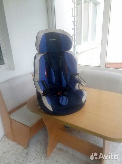 Отдам бесплатно детское автокресло