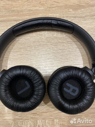 Беспроводные наушники JBL Tune 500BT