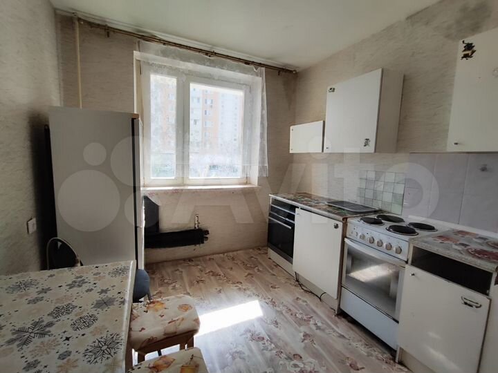 1-к. квартира, 42 м², 1/17 эт.