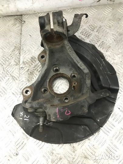 Поворотный кулак левый Bmw X1 E84