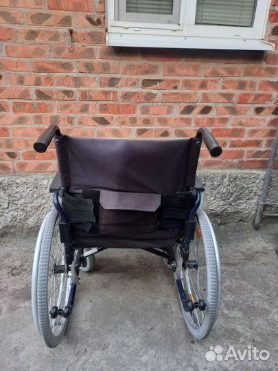 Инвалидная коляска