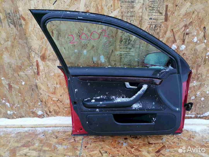 Дверь передняя левая Audi A4 B6 8E 8EC
