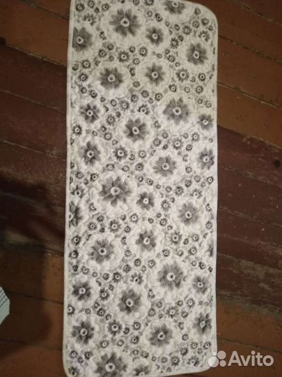 Коврики для ванной и туалета