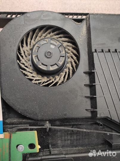 Чистка консоли и Замена термопасты PS4 /PS3 / xbox