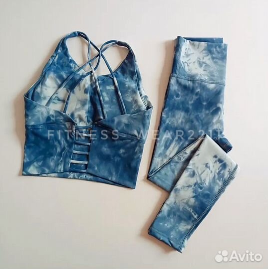 Костюм для фитнеса