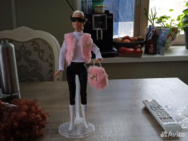 Куклы типа Барби новые шарнирные