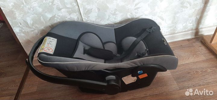 Автомобильное детское кресло