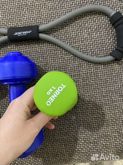 Спортивный инвентарь, гантели,экспандер