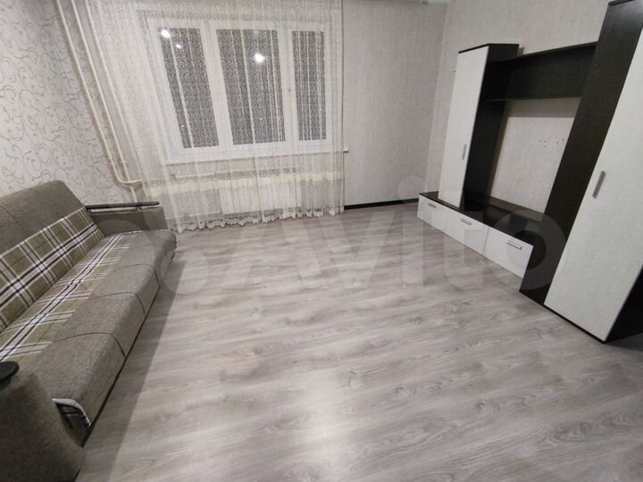 2-к. квартира, 60 м², 11/17 эт.