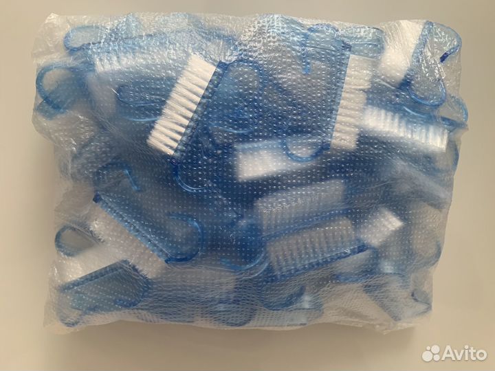 Мини-щетки для маникюра и педикюра