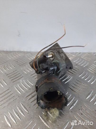 Корпус термостата Opel Astra H 1.8 Z18XE 2005