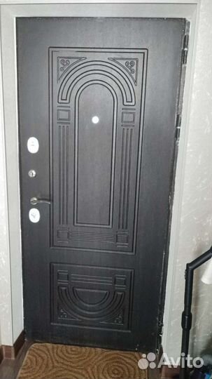 Дверь входная металлическая