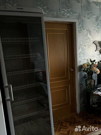 Витринный холодильник Pozis-свияга 538-8