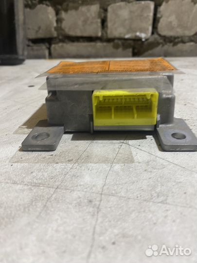 Блок управления AirBag Nissan Pulsar N15