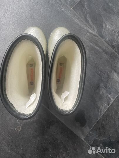 Резиновые сапоги для девочки 27