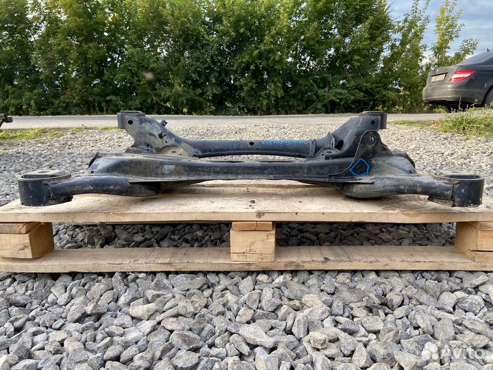 Подрамник передний Porsche Cayenne 1