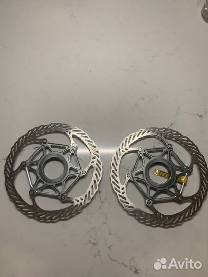 Велозапчасти в ассортименте