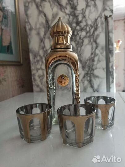 Набор штоф и 12 рюмок