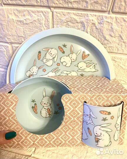 Набор новый детской посуды пластик Россия