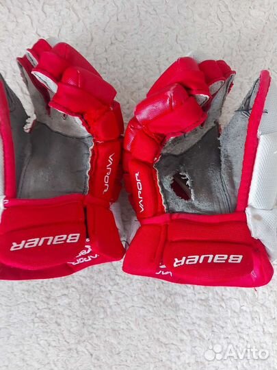 Краги хоккейные