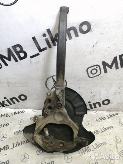 Кулак поворотный передний левый Mercedes Cl W215