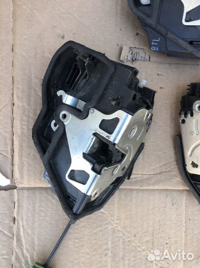 Замок механизм на двери Bmw 5 e60 e61 бмв 5 е60