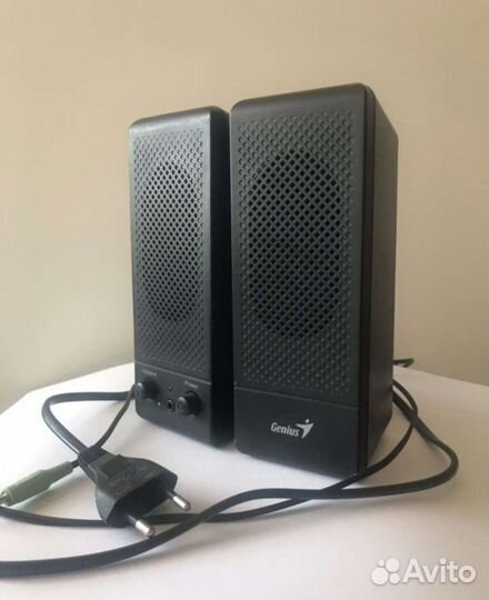 Колонки для компьютера genius