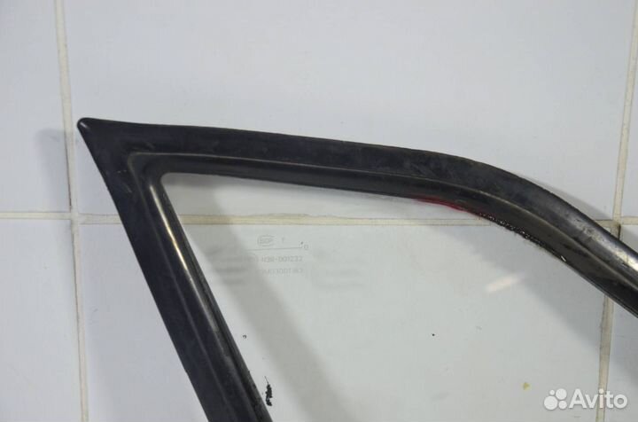 Стекло заднее заднее левое Лада 2109