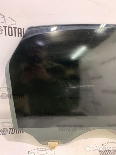 Стекло двери заднее правое Infiniti Fx35 S50 VQ35