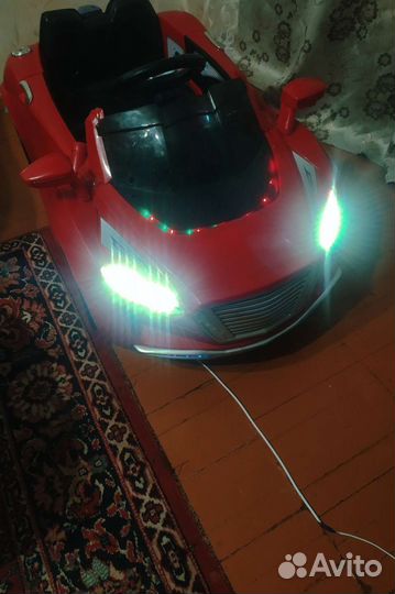 Детский электромобиль