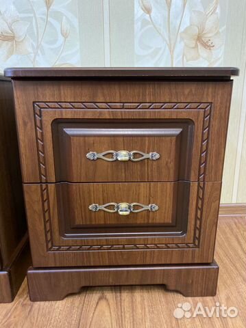 Тумба прикроватная