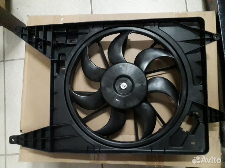 Вентилятор охлаждения Ларгус Рено Логан с кондиц