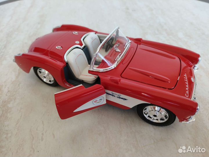 Коллекционная модель Bburago 1:24