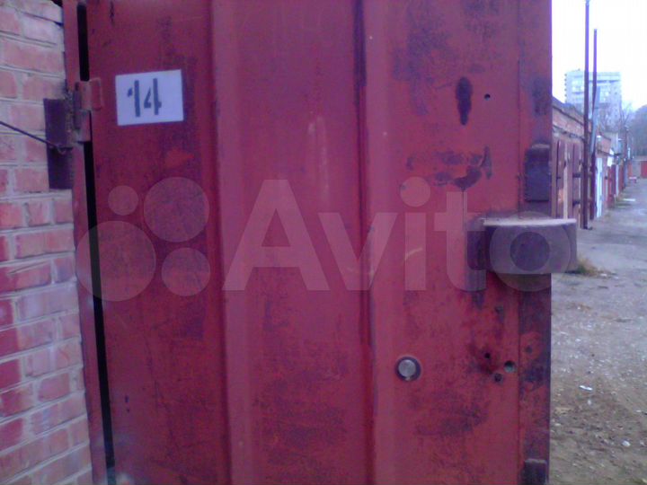 Гараж, > 30 м²