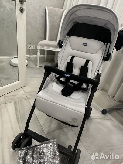 Прогулочная Коляска chicco