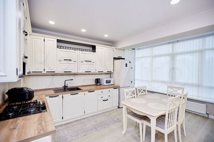 2-к. квартира, 67 м², 5/5 эт.