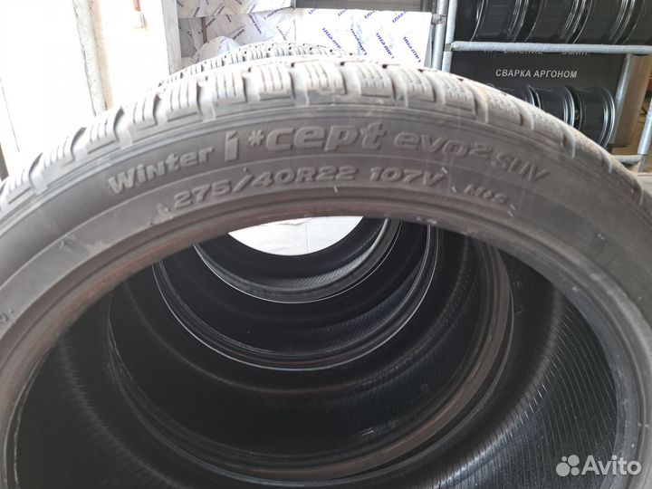 Hankook Winter I'Cept Evo2 W320 275/40 R22 99V