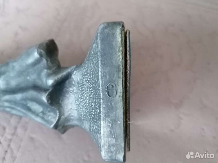 Статуэтка. Родина мать