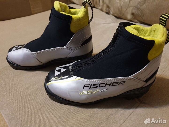 Лыжные ботинки fischer 32