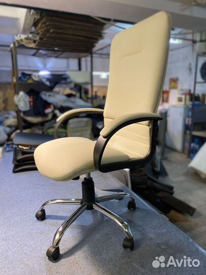 Кресло офисное
