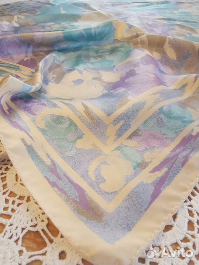 Красивый винтажный платок Италия