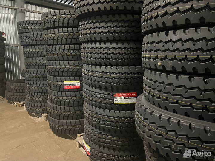 Грузовая шина 265/70R19,5 на John Deere 270 Series