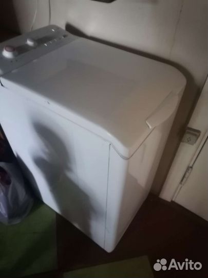 Стиральная машина с вертикальной загрузкой