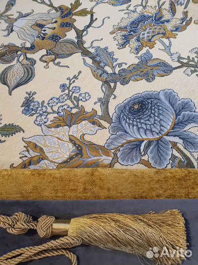 Ткань Ориенталь на светлом фоне