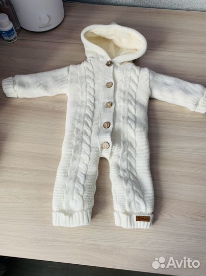Вязаный костюм для новорождённого зимний