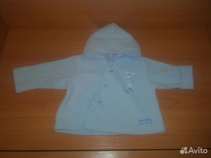 Кофточка с капюшончиком