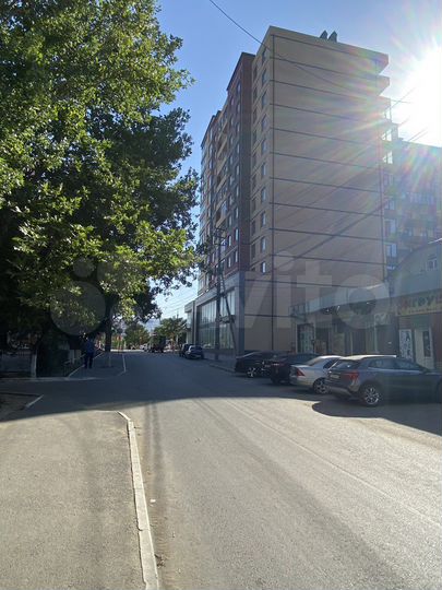 4-к. квартира, 90 м², 2/9 эт.