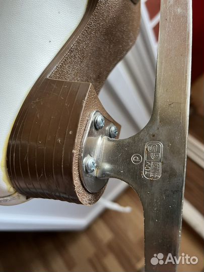 Коньки для фигурного катания