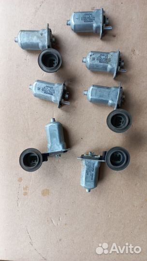 Моторчик стеклоподъемников на Тойота королла 150